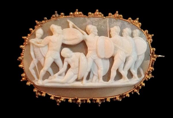 Stunning Rare Exquisite Georgian 22k Gold Cameo Brooch