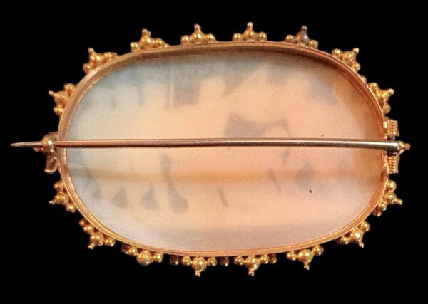 Stunning Rare Exquisite Georgian 22k Gold Cameo Brooch